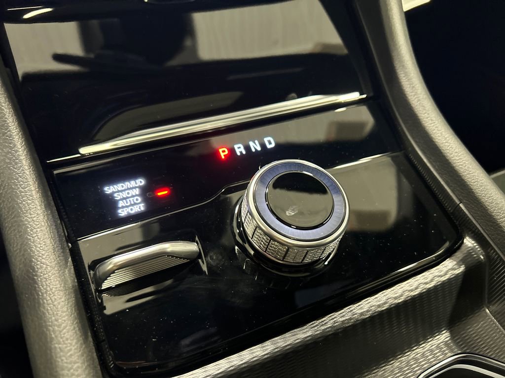 New 2026 Jeep Grand Cherokee Altitude AWD/4WD image 26