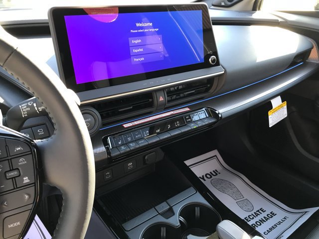 New 2027 Toyota Prius Limited w/ Limited Premium Package AWD/4WD image 18
