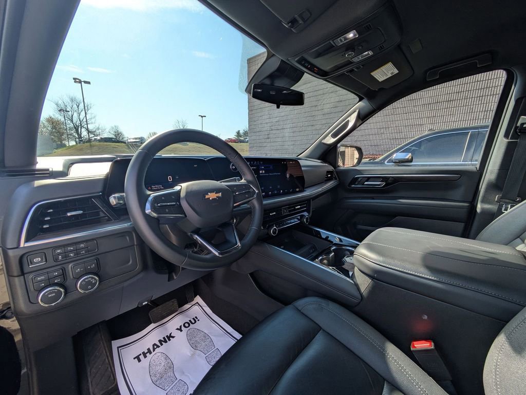 Used 2025 Chevrolet Tahoe LT image 15