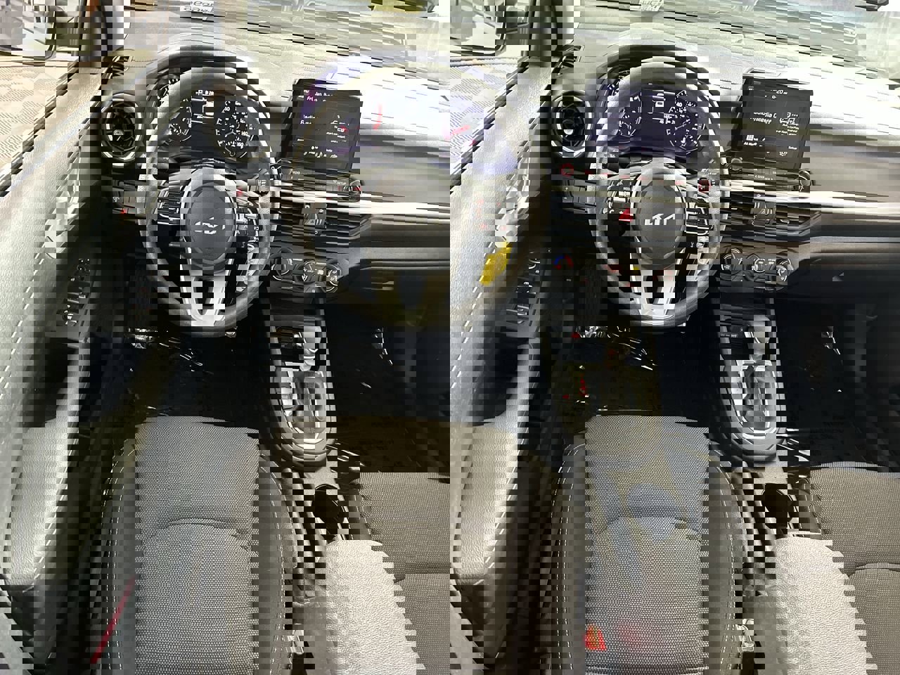 Used 2024 Kia Forte LXS image 21