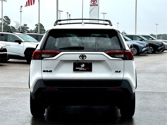 New 2025 Toyota RAV4 XLE image 7