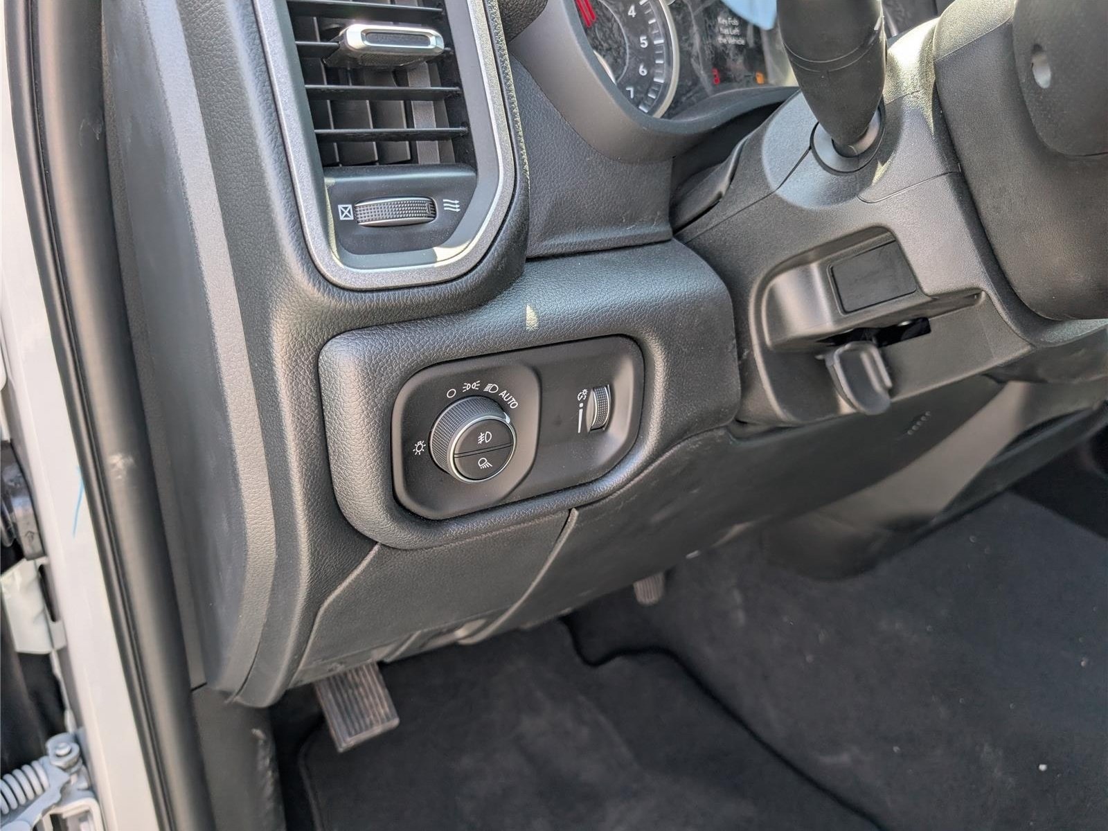 New 2026 RAM 3500 Tradesman AWD/4WD image 11
