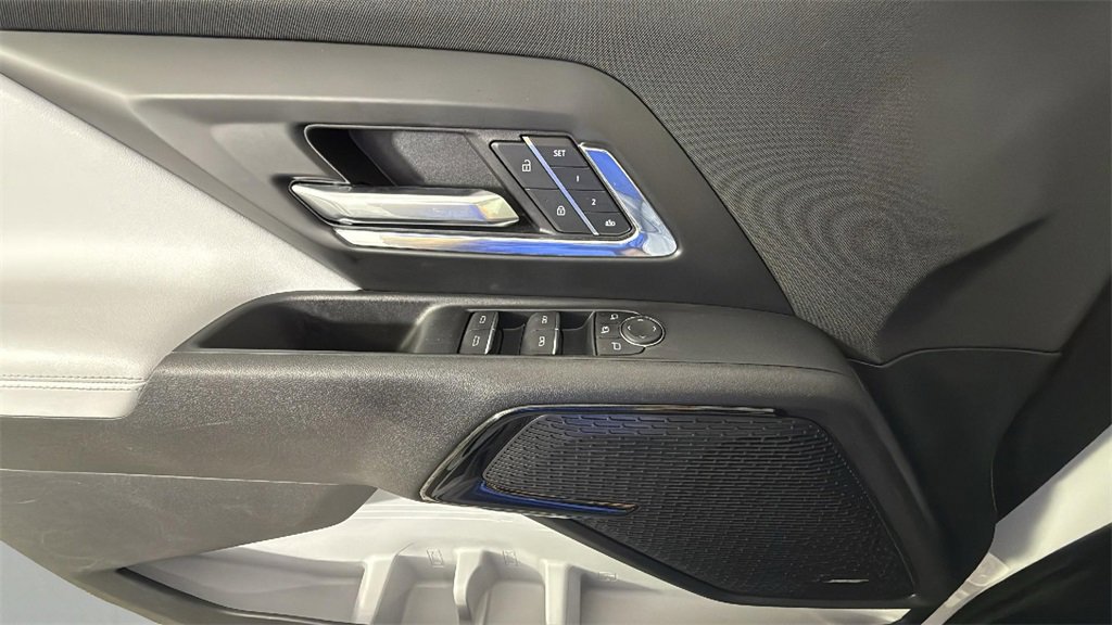 Used 2025 Chevrolet Silverado EV RST image 25