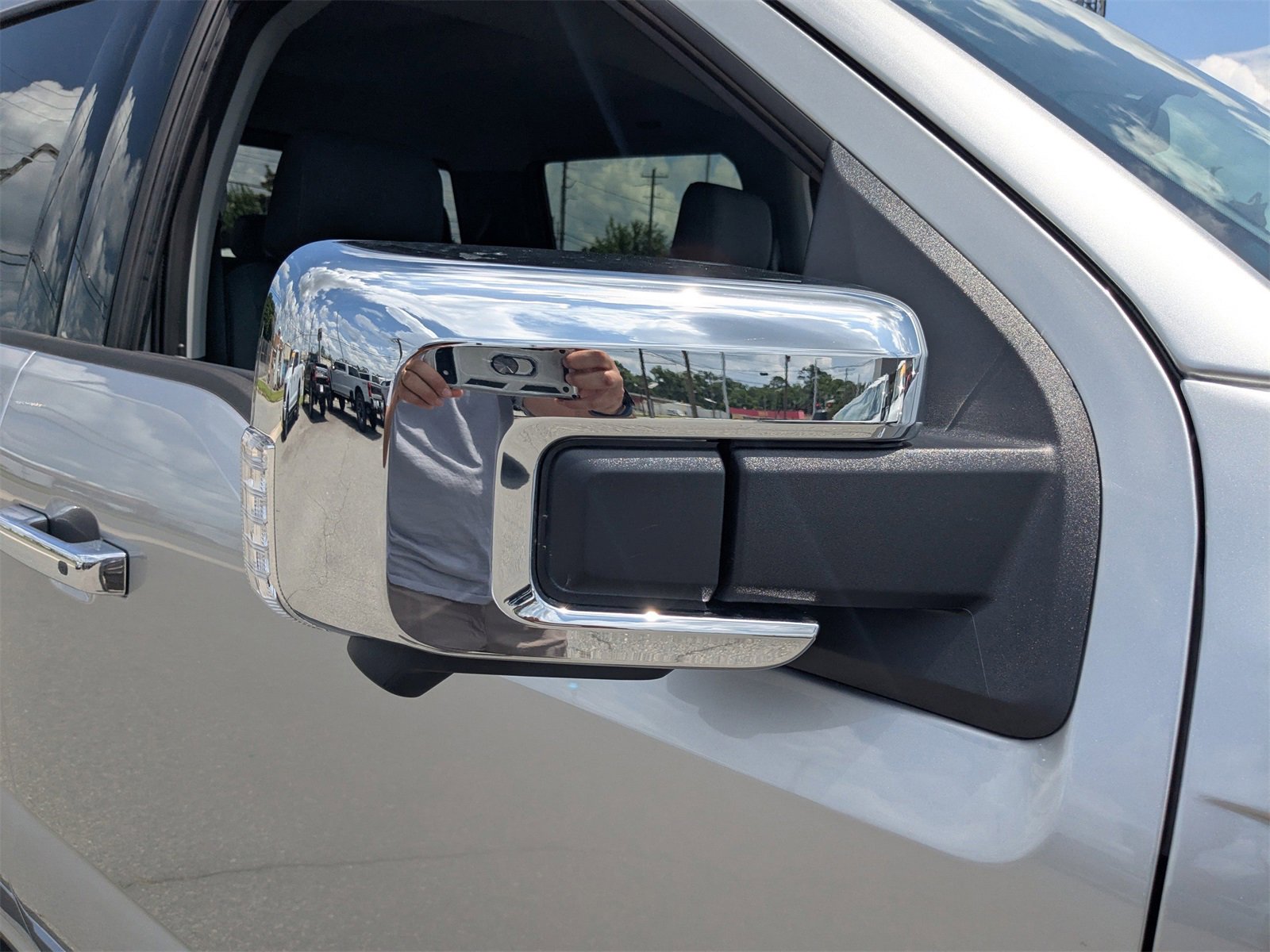 New 2025 Ford F150 XLT w/ Equipment Group 303A High image 12