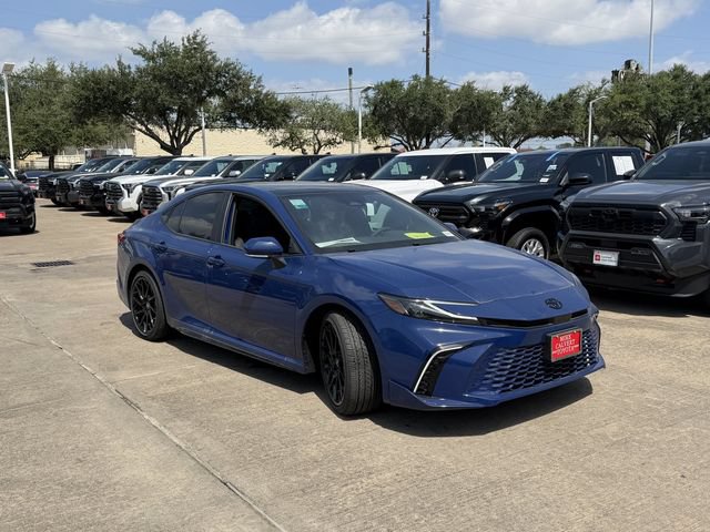 Used 2026 Toyota Camry XSE FWD image 3