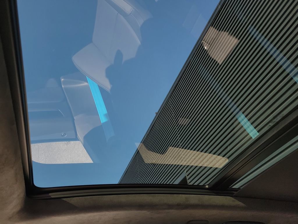 New 2026 Porsche Macan 4S Electric image 40