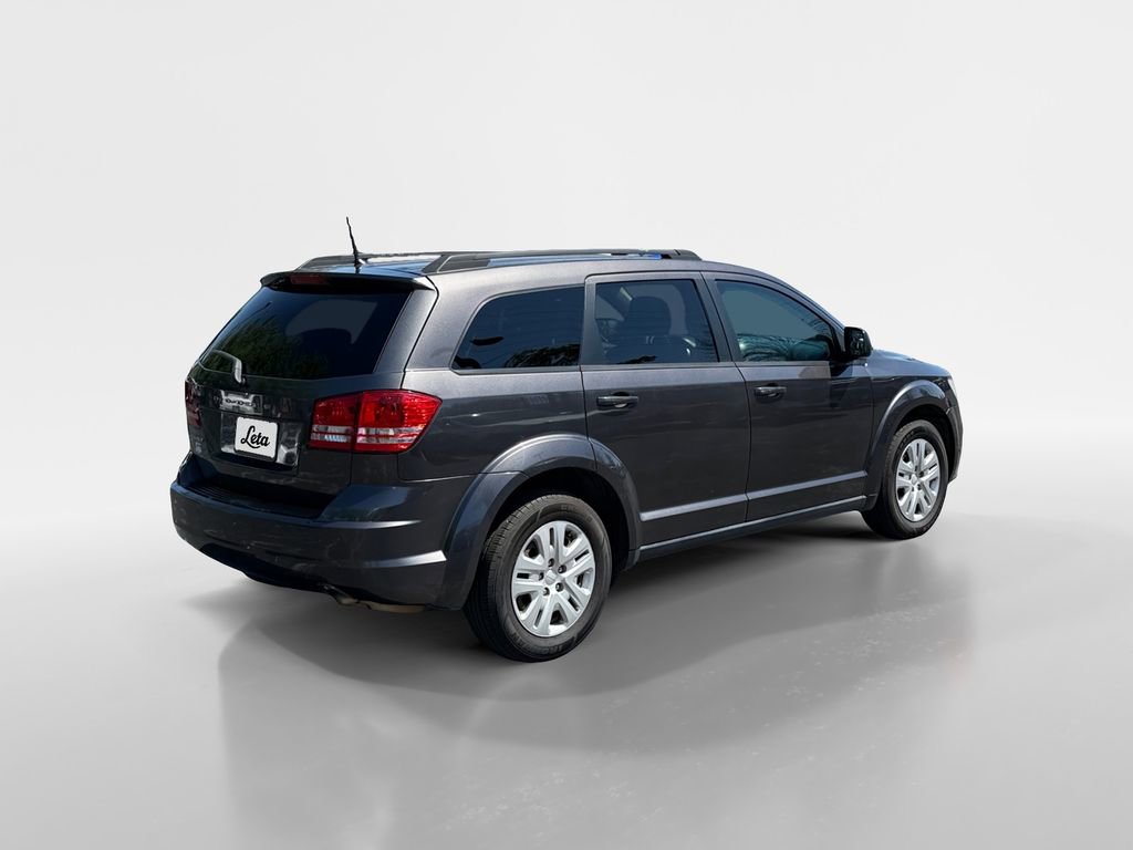 Used 2020 Dodge Journey SE w/ Blacktop Package FWD image 4
