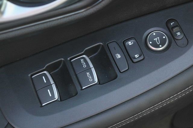 Used 2025 Honda HR-V EX-L image 27