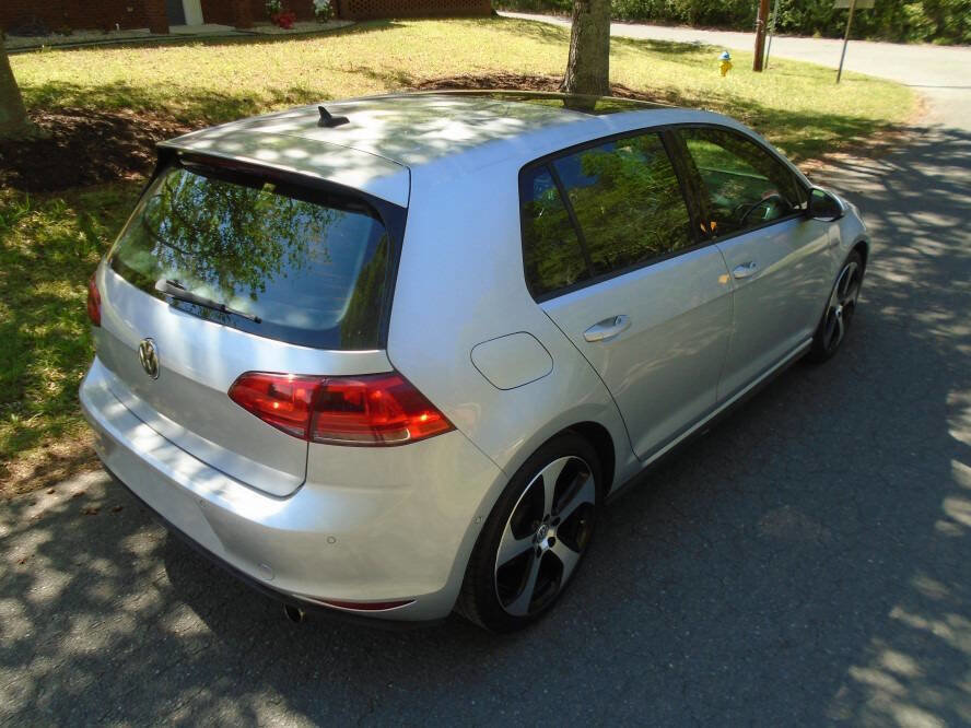 Used 2016 Volkswagen GTI SE w/ Driver Assistance Package image 5