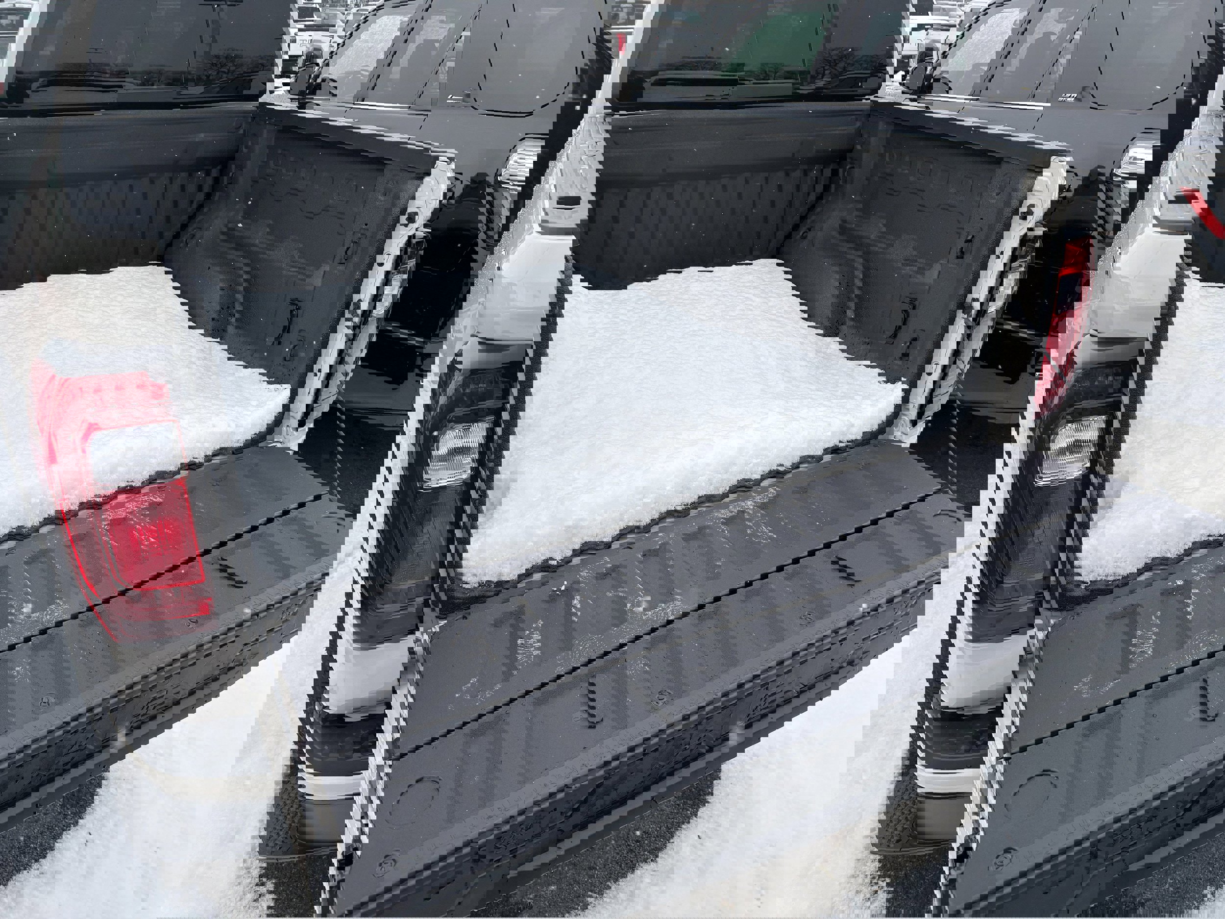 Used 2026 GMC Canyon Elevation w/ Convenience Package image 8