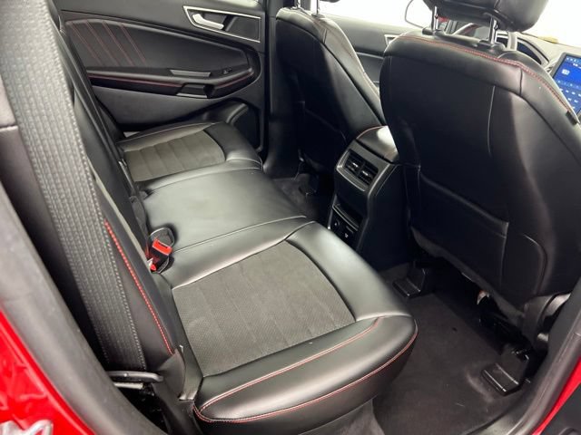 Used 2024 Ford Edge ST-Line AWD/4WD image 22