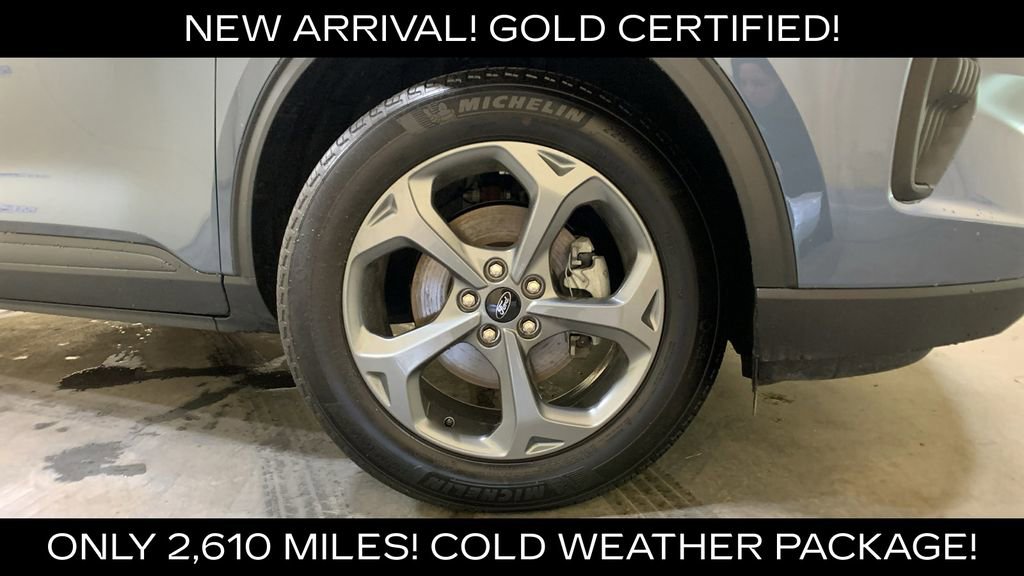Certified 2025 Ford Escape ST-Line w/ Cold Weather Package AWD/4WD image 9
