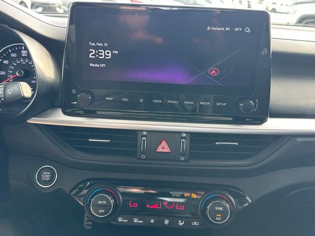 Used 2024 Kia Forte GT-Line image 23