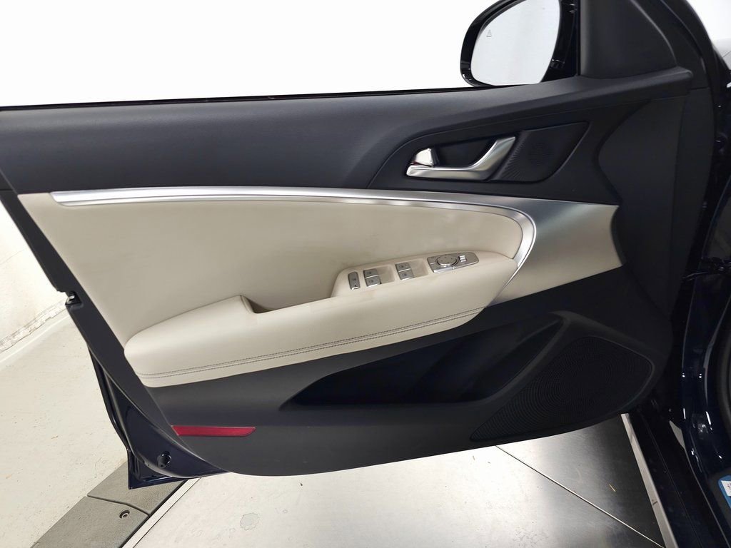 New 2026 Genesis G70 2.5T AWD/4WD image 10