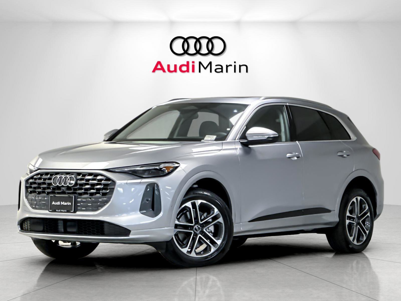 Certified 2025 Audi Q5 Premium w/ Premium Plus