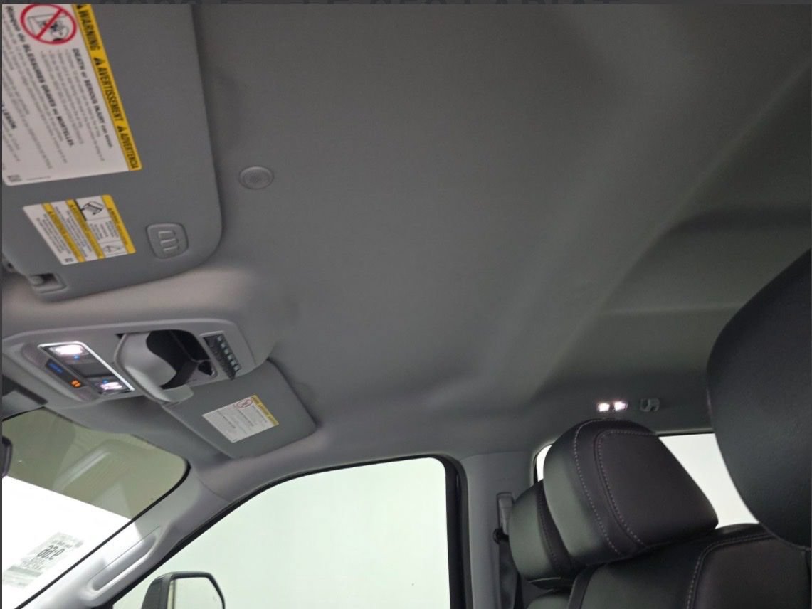 Used 2023 Ford F250 Lariat w/ Sport Appearance Package AWD/4WD image 11