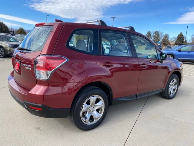 Used 2017 Subaru Forester 2.5i image 5