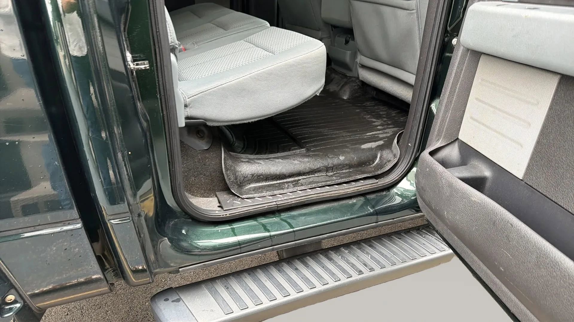 Used 2013 Ford F150 XLT w/ Mid Equipment Group image 35