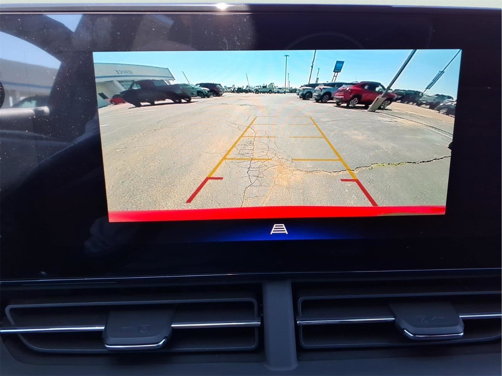 New 2026 Chevrolet Trax LT w/ Driver Confidence Package image 26