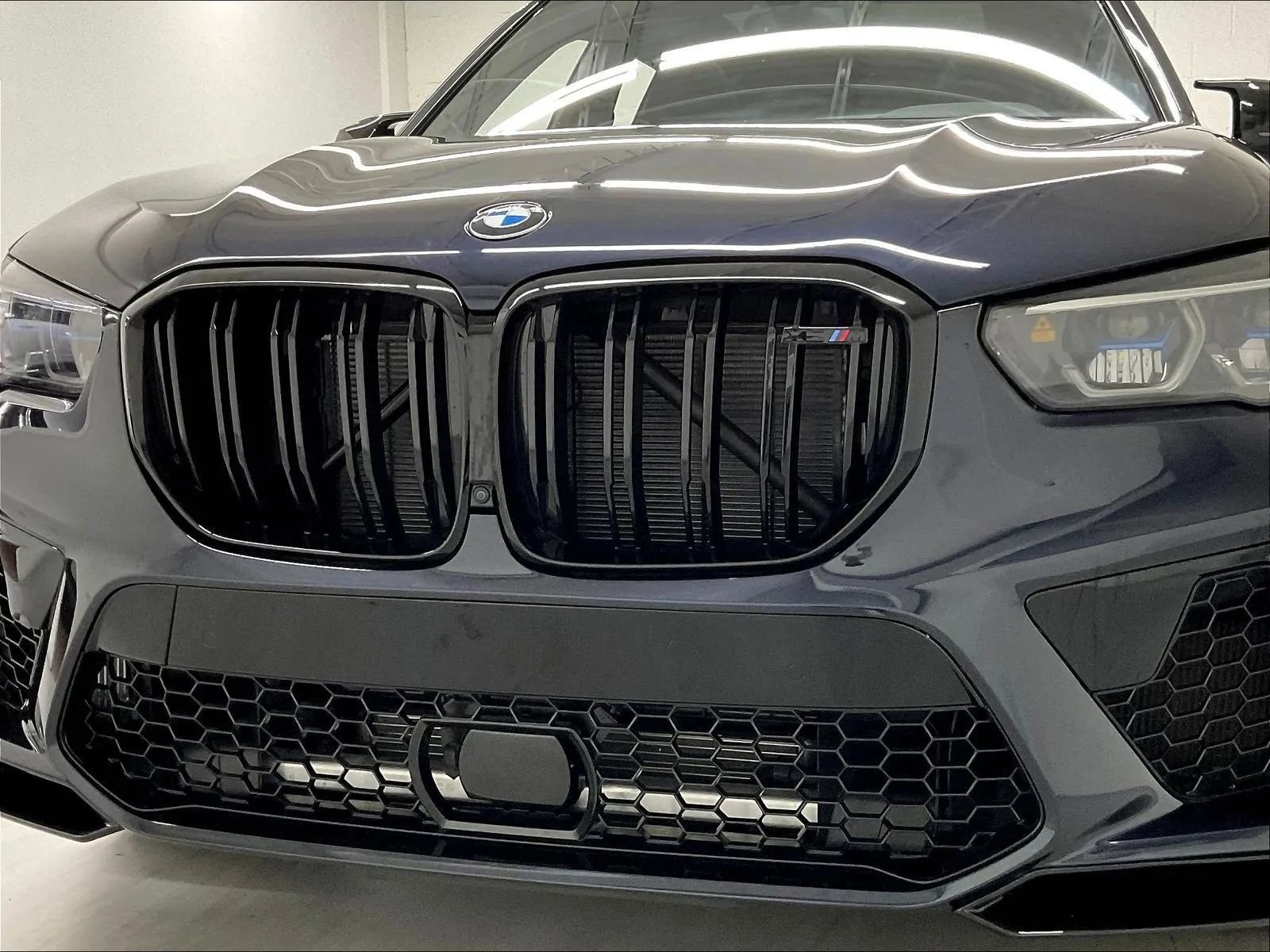 Used 2022 BMW X5 M w/ Competition Package 2 AWD/4WD image 26
