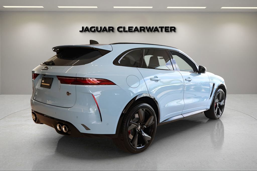 New 2026 Jaguar F-PACE SVR image 4