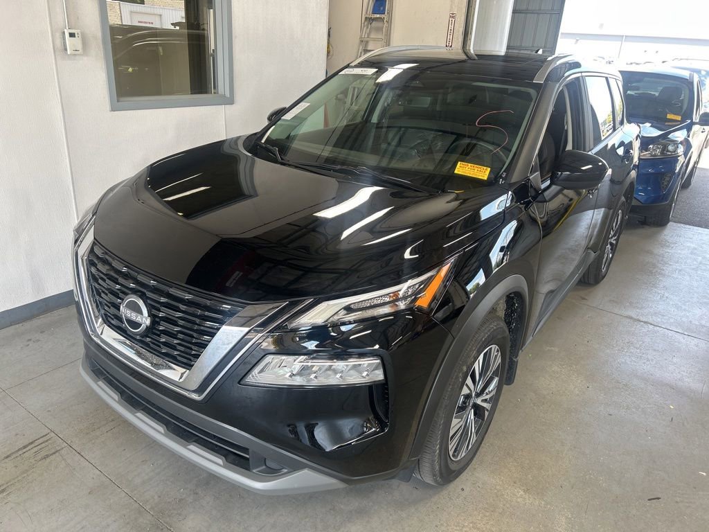 Used 2023 Nissan Rogue SV w/ SV Premium B Package AWD/4WD image 2