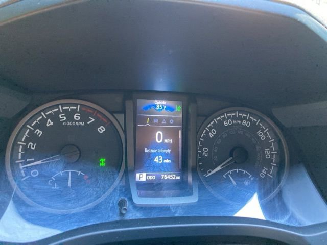 Used 2021 Toyota Tacoma TRD Off-Road image 30