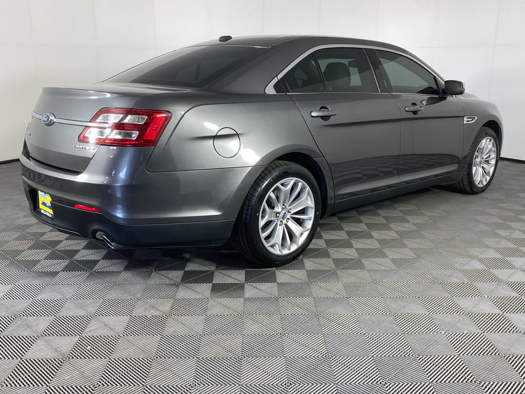 Used 2015 Ford Taurus Limited w/ Equipment Group 301A FWD image 6