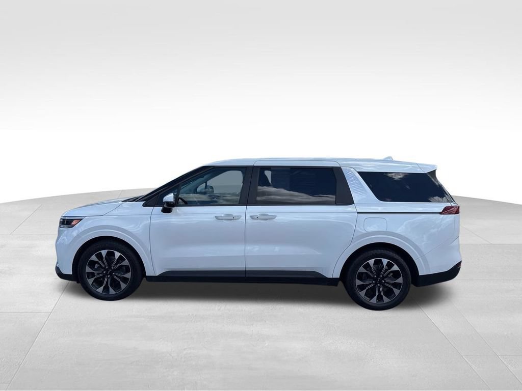 Certified 2023 Kia Carnival EX FWD image 10