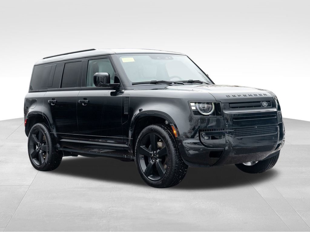 New 2026 Land Rover Defender 110 X-Dynamic SE image 3
