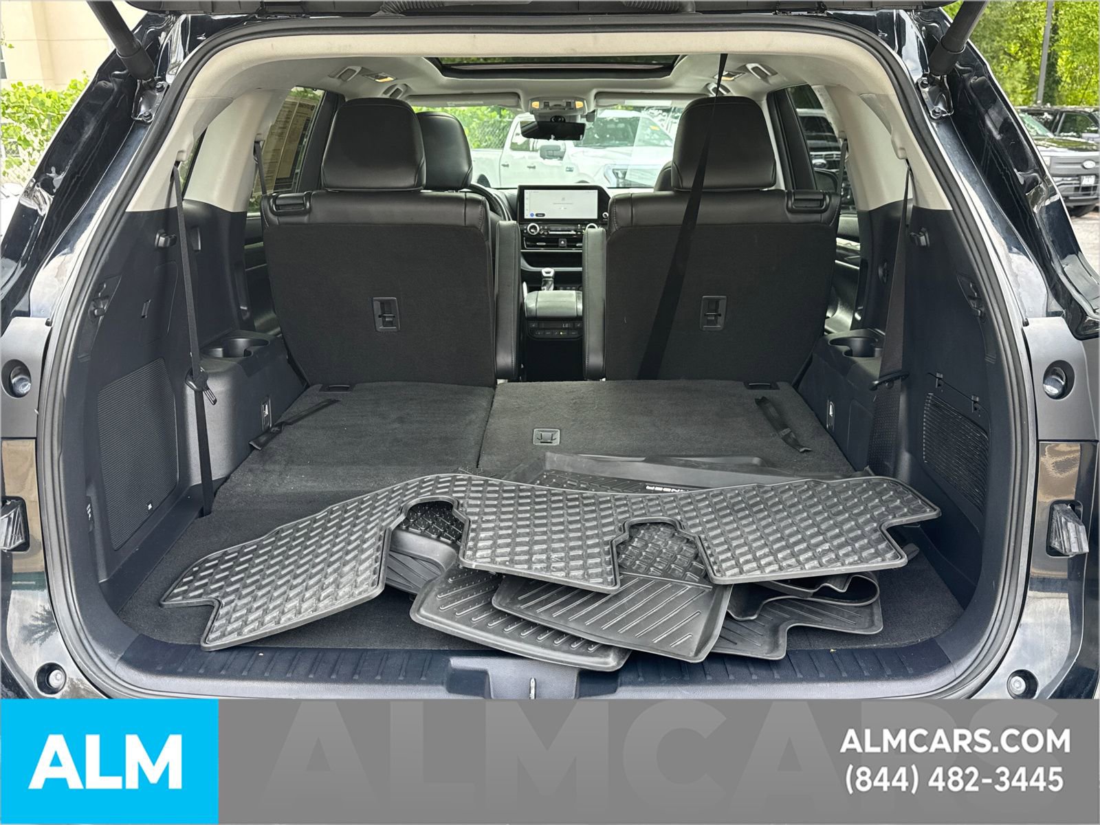 Used 2024 Toyota Highlander Limited image 23