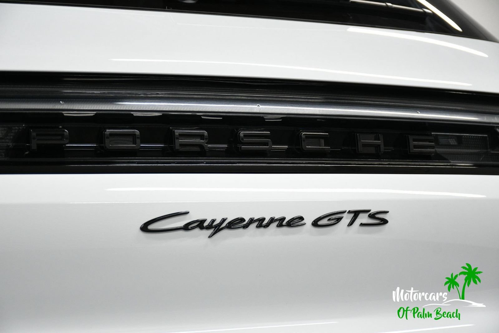 Used 2025 Porsche Cayenne GTS AWD/4WD image 17