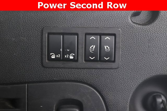 Used 2015 Chevrolet Suburban LT image 33