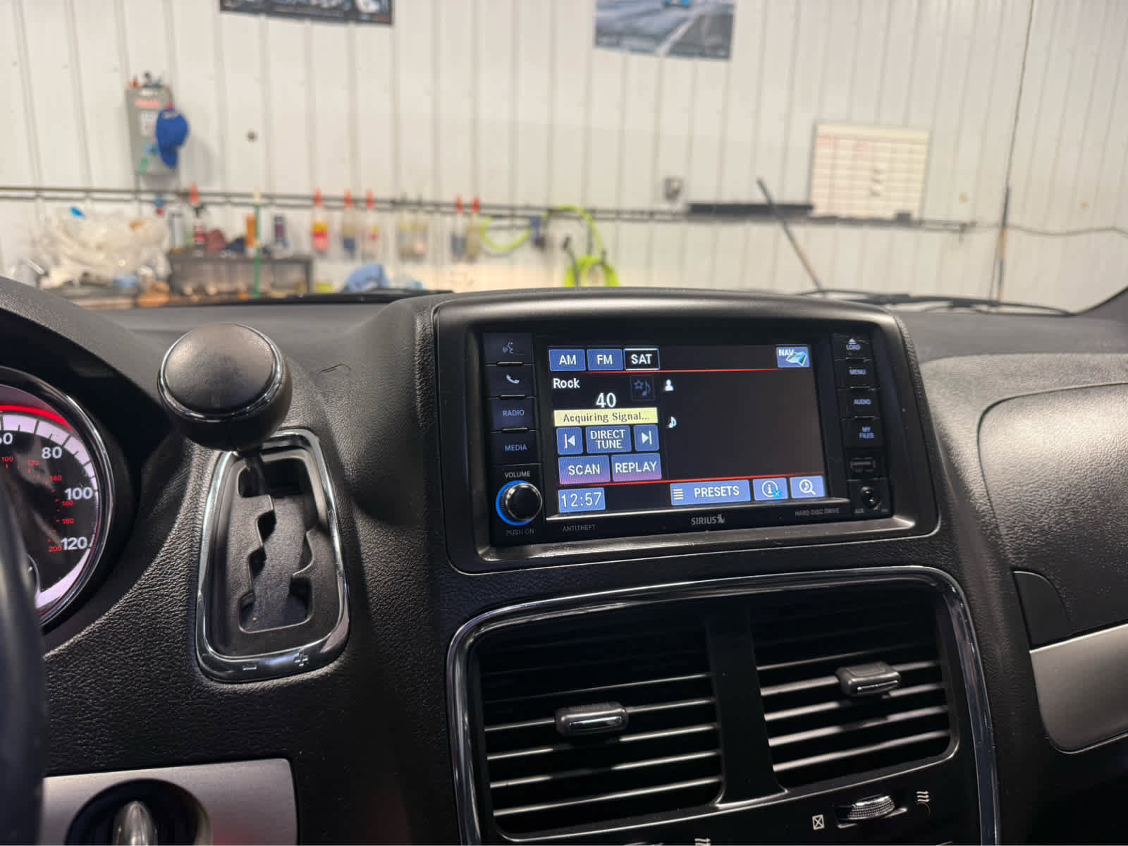 Used 2017 Dodge Grand Caravan GT image 13