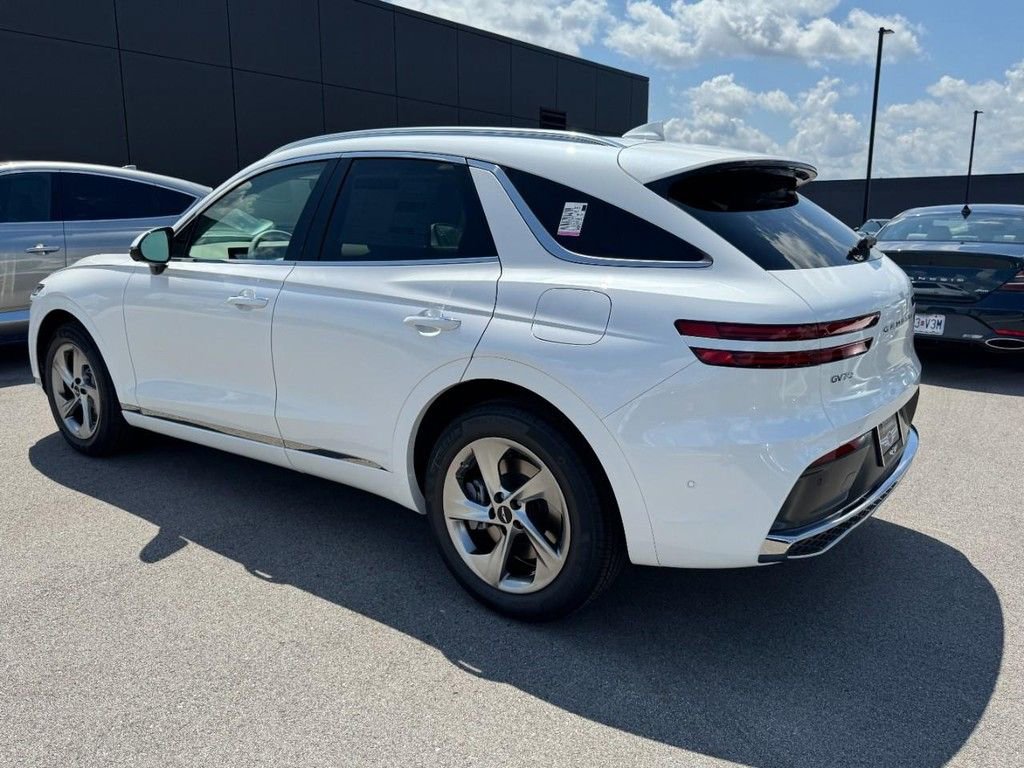 Used 2026 Genesis GV70 2.5T Advanced image 5