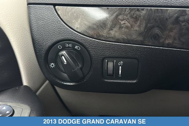Used 2013 Dodge Grand Caravan SE FWD image 30
