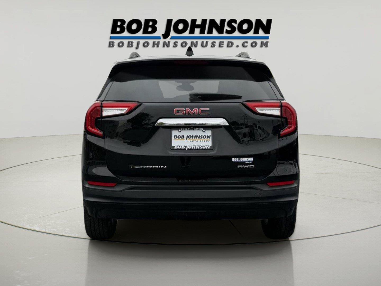 Used 2024 GMC Terrain SLE w/ Driver Convenience Package AWD/4WD image 8