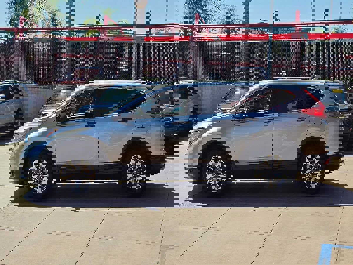 Used 2019 Honda CR-V LX image 10