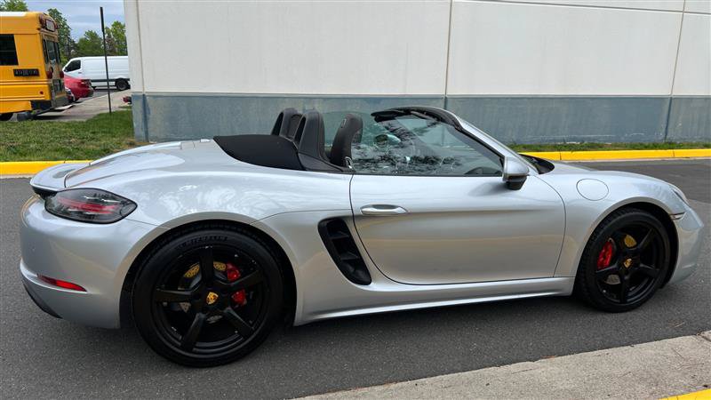 Used 2018 Porsche 718 Boxster RWD image 74