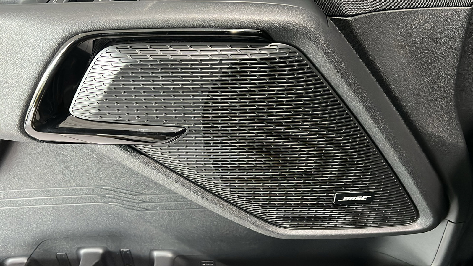 New 2024 Chevrolet Silverado EV RST image 14