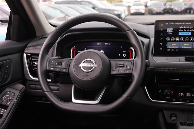 Certified 2024 Nissan Rogue SL w/ SL Premium Package image 24