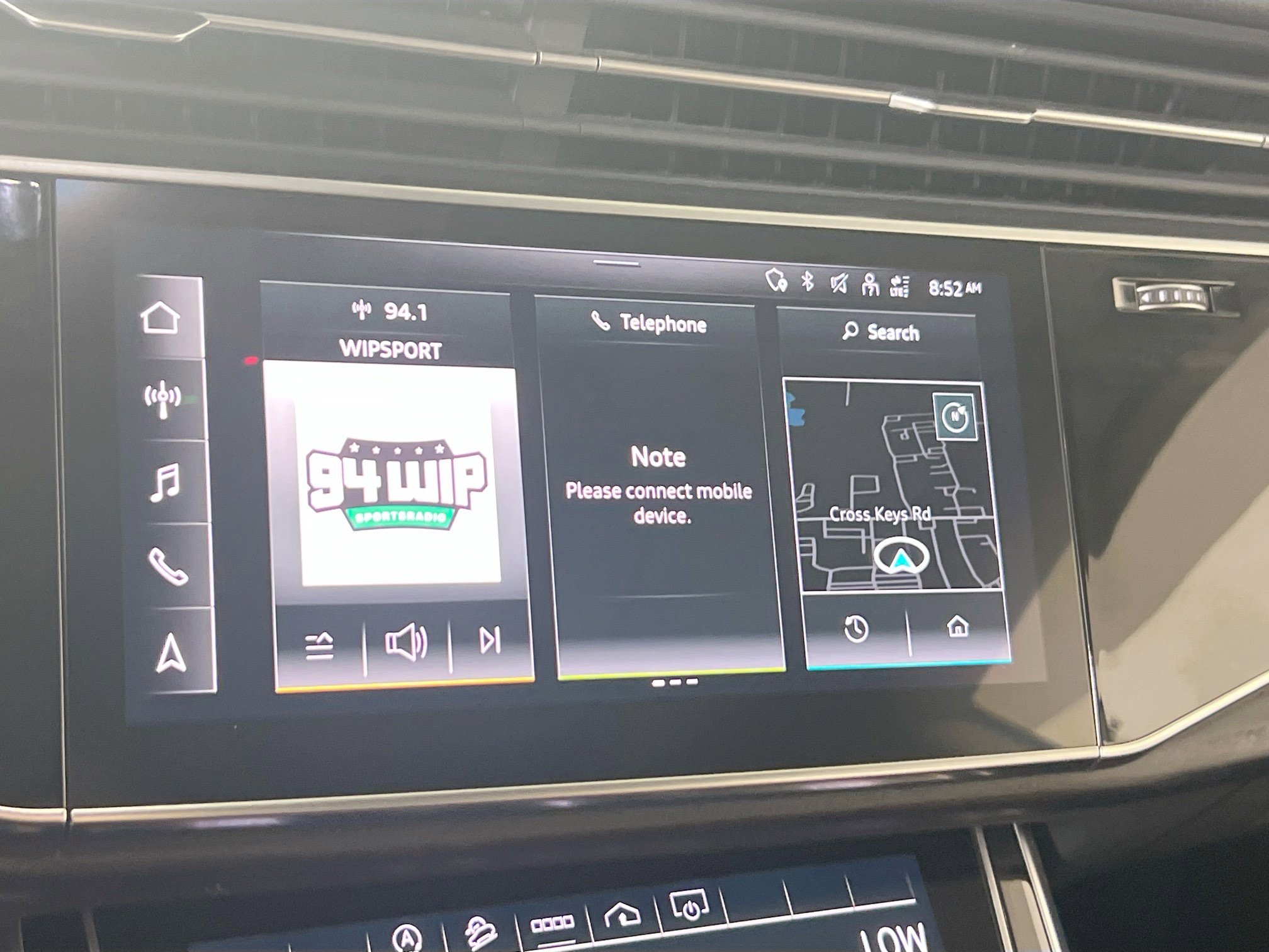 Used 2022 Audi Q8 Premium w/ Convenience Package image 14