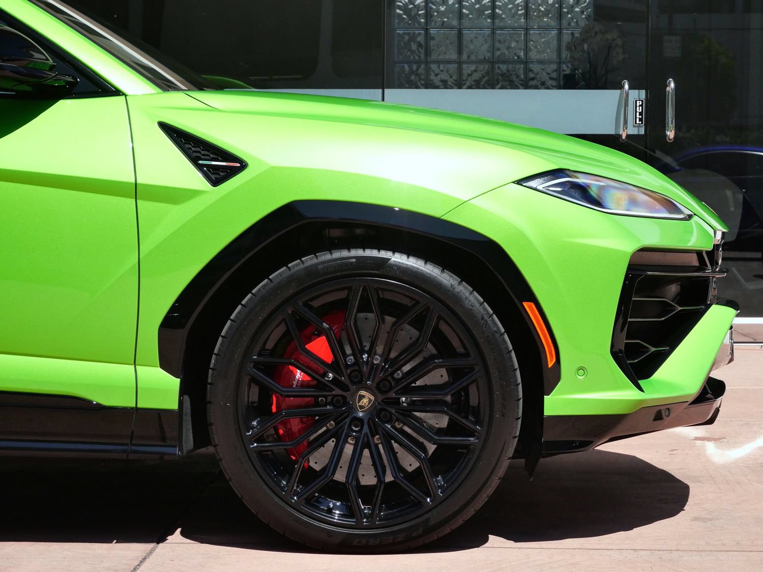 Used 2026 Lamborghini Urus S AWD/4WD image 9