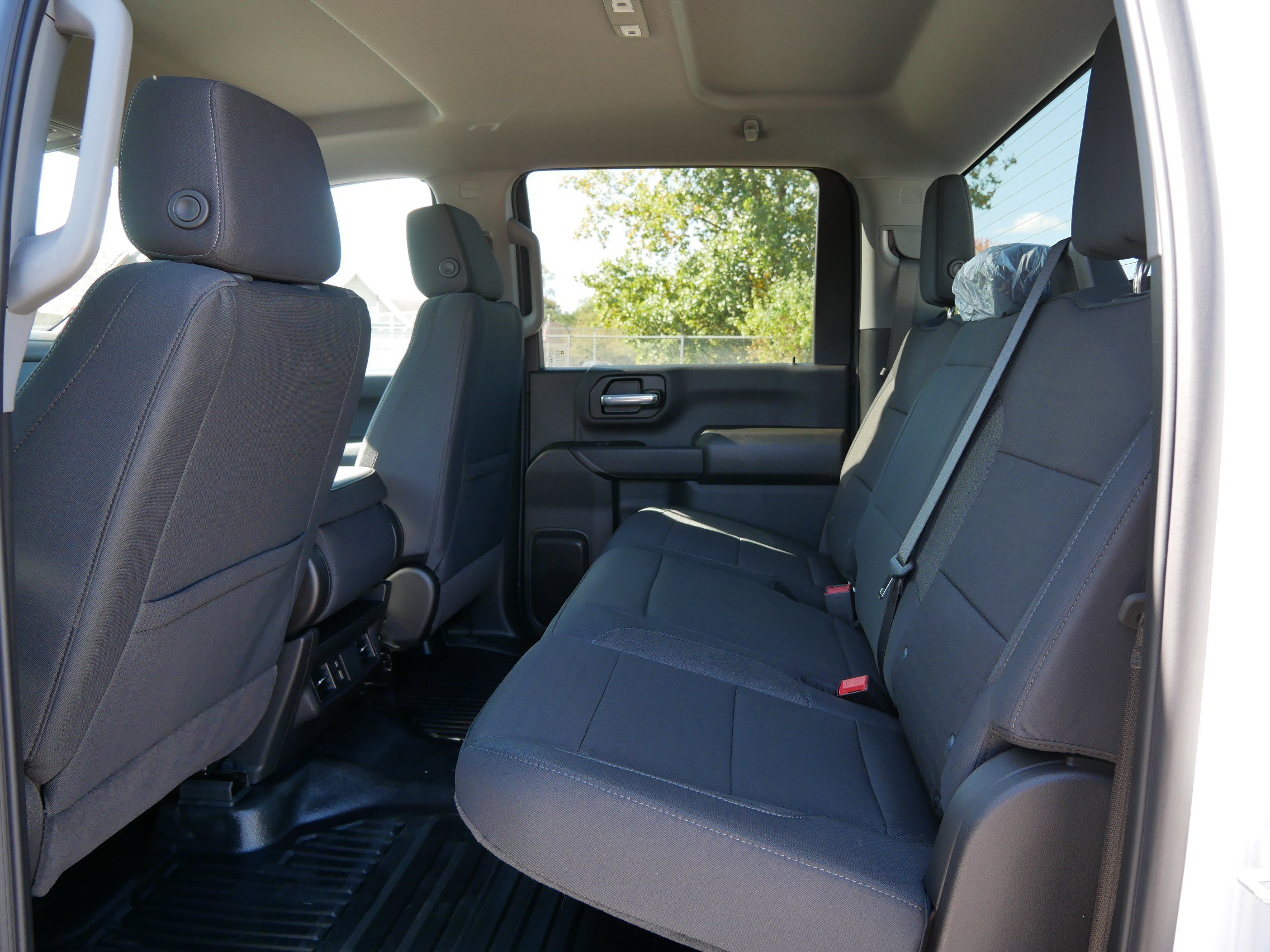 New 2026 GMC Sierra 2500 Pro w/ Convenience Package image 12