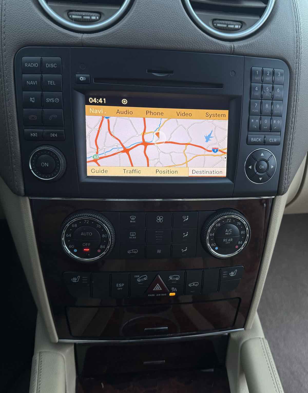 Used 2010 Mercedes-Benz GL 450 4MATIC image 33