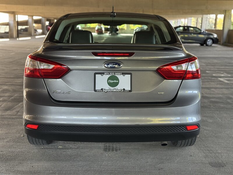Used 2014 Ford Focus SE w/ Equipment Group 201A FWD image 4