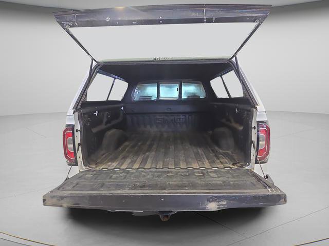 Used 2018 GMC Sierra 1500 SLT w/ SLT Premium Package image 41