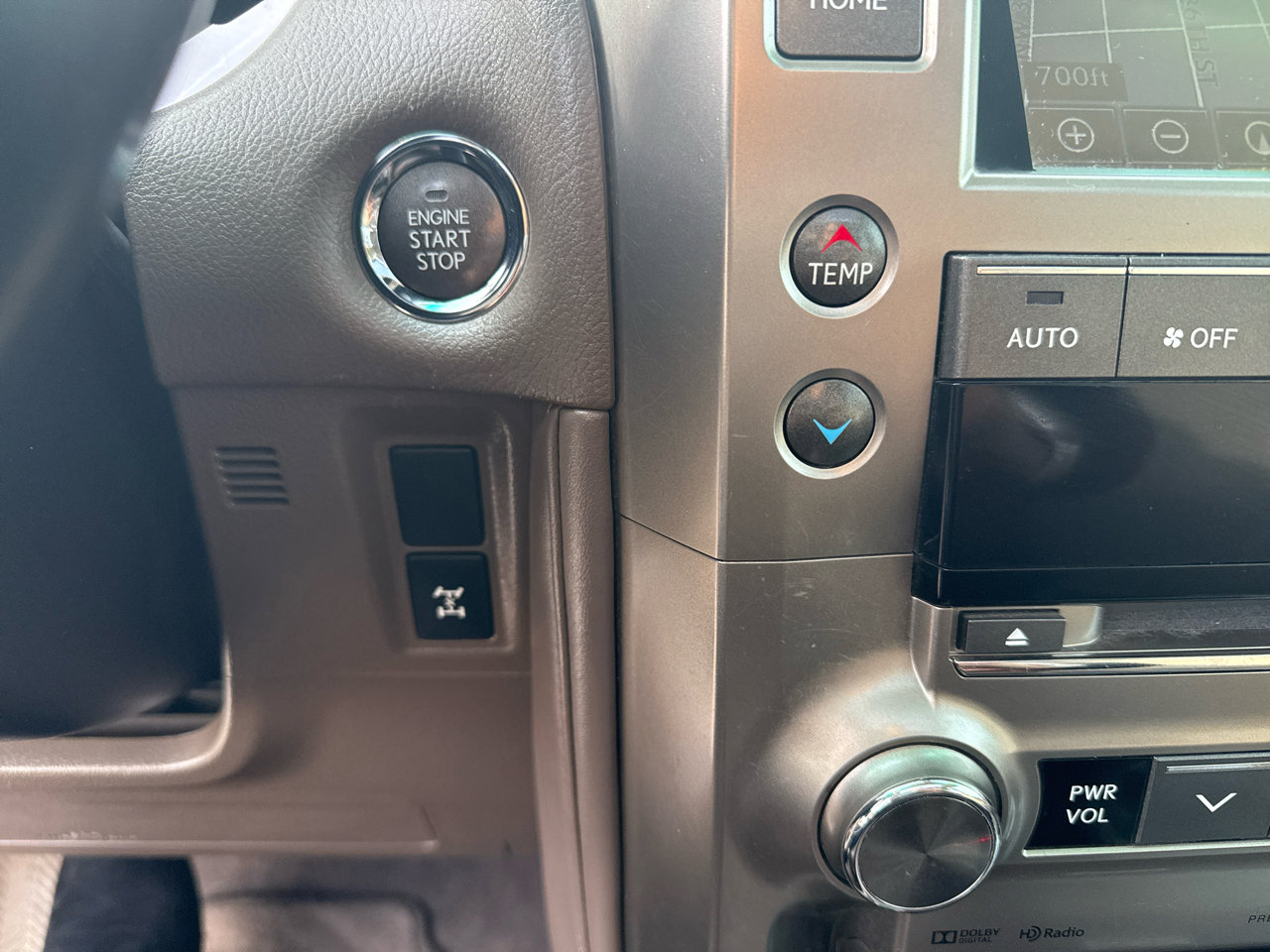 Used 2018 Lexus GX 460 Luxury w/ Preferred Accessory Package image 25