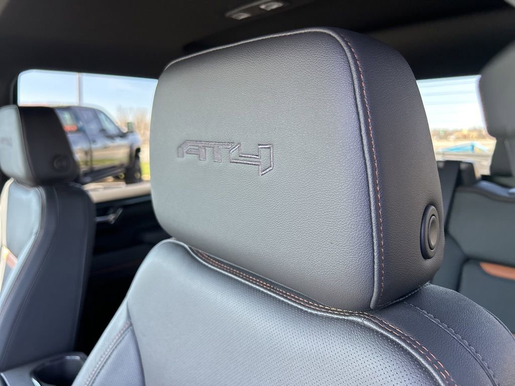 Used 2025 GMC Sierra 1500 AT4 AWD/4WD image 21
