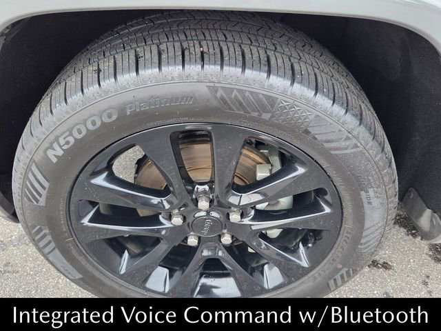 Used 2019 Jeep Grand Cherokee Altitude image 20